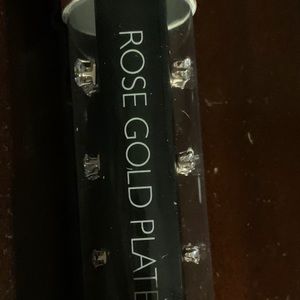 6 pair of cubic zirconia in cyclinder